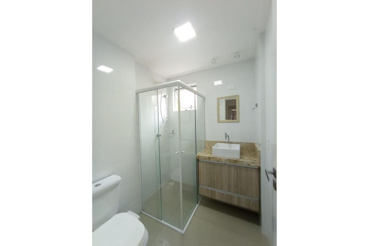 Var-101A Dpto Amplio En Condominio Cerrado Con Piscina บอมบินญัส ภายนอก รูปภาพ